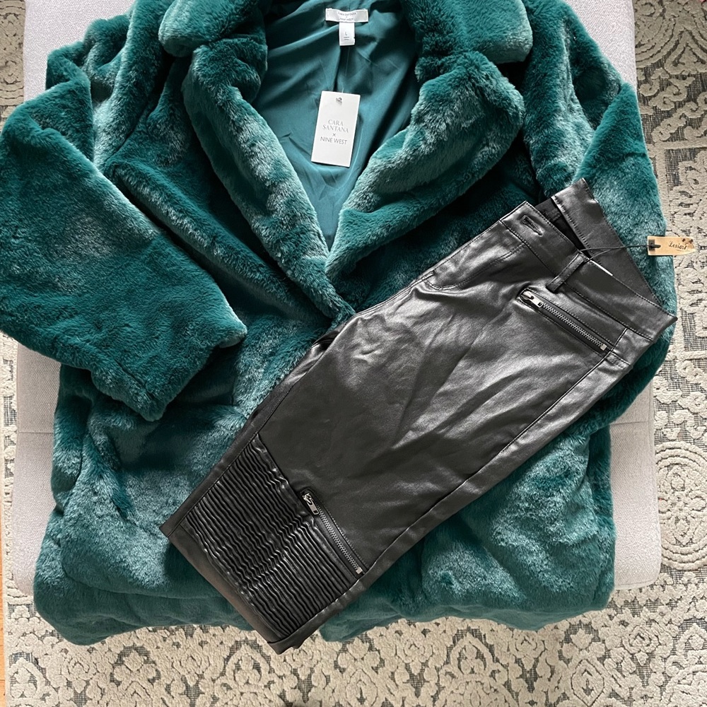 Extra soft oversized Faux Fur jacket In beautiful deep teal